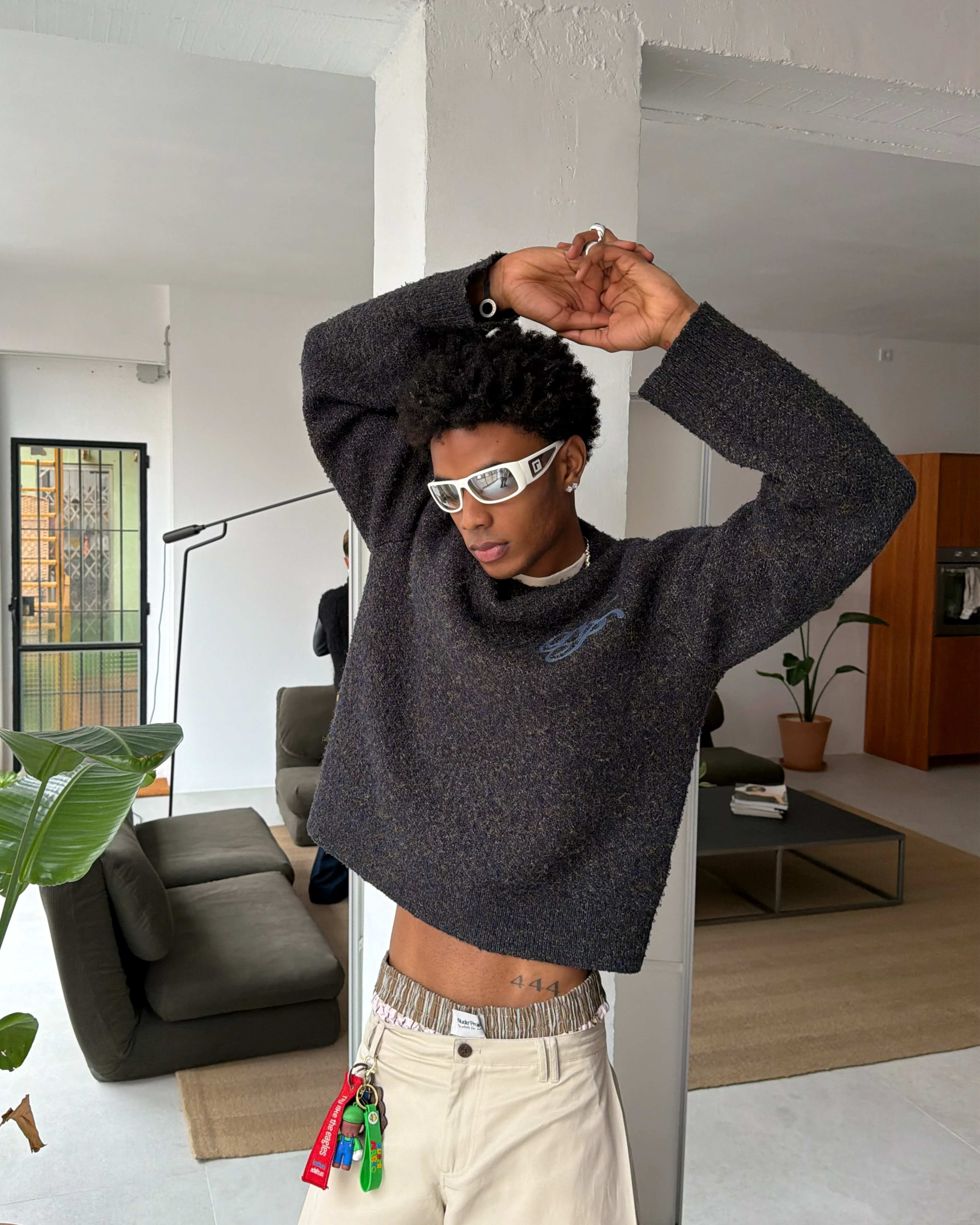 Thumbnail 6